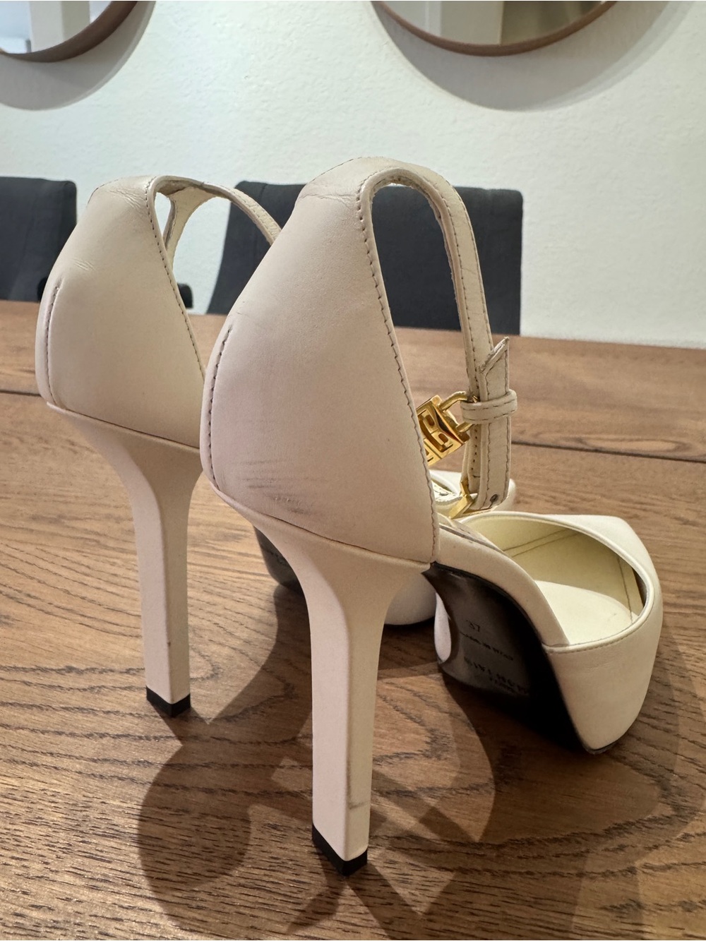 Givenchy White Charm-Detail Ankle Strap Pumps Heels Size 7 Made in Italy - Picture 10 of 13